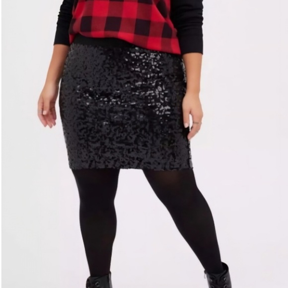 torrid Dresses & Skirts - Torrid Black Sequin Mini Skirt
